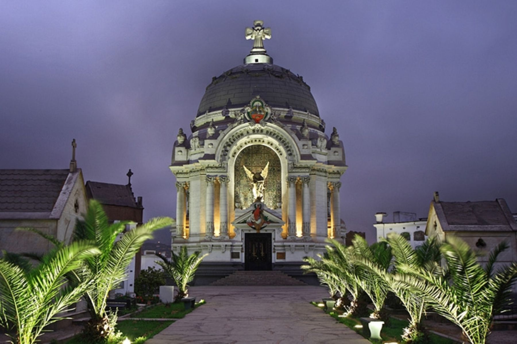 Museo Cementerio Presbítero Maestro